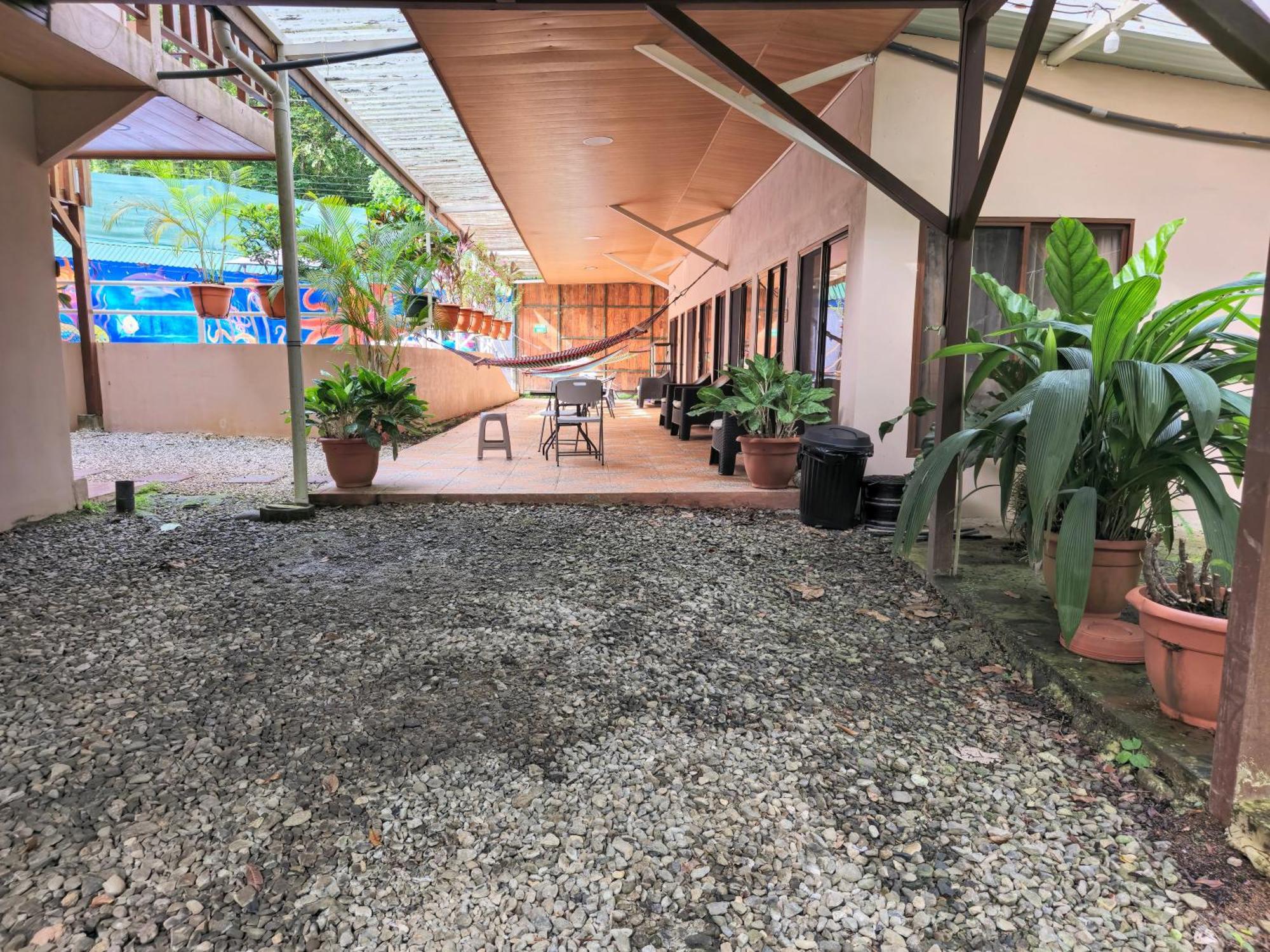 Cool Waters Jungle Villas Uvita Luaran gambar